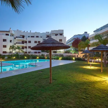 Sun Garden In Costa شقة